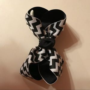 Black/ Chevron Bows🖤